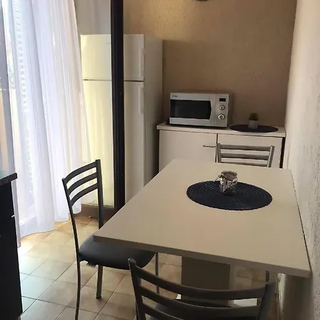 Apartman More *